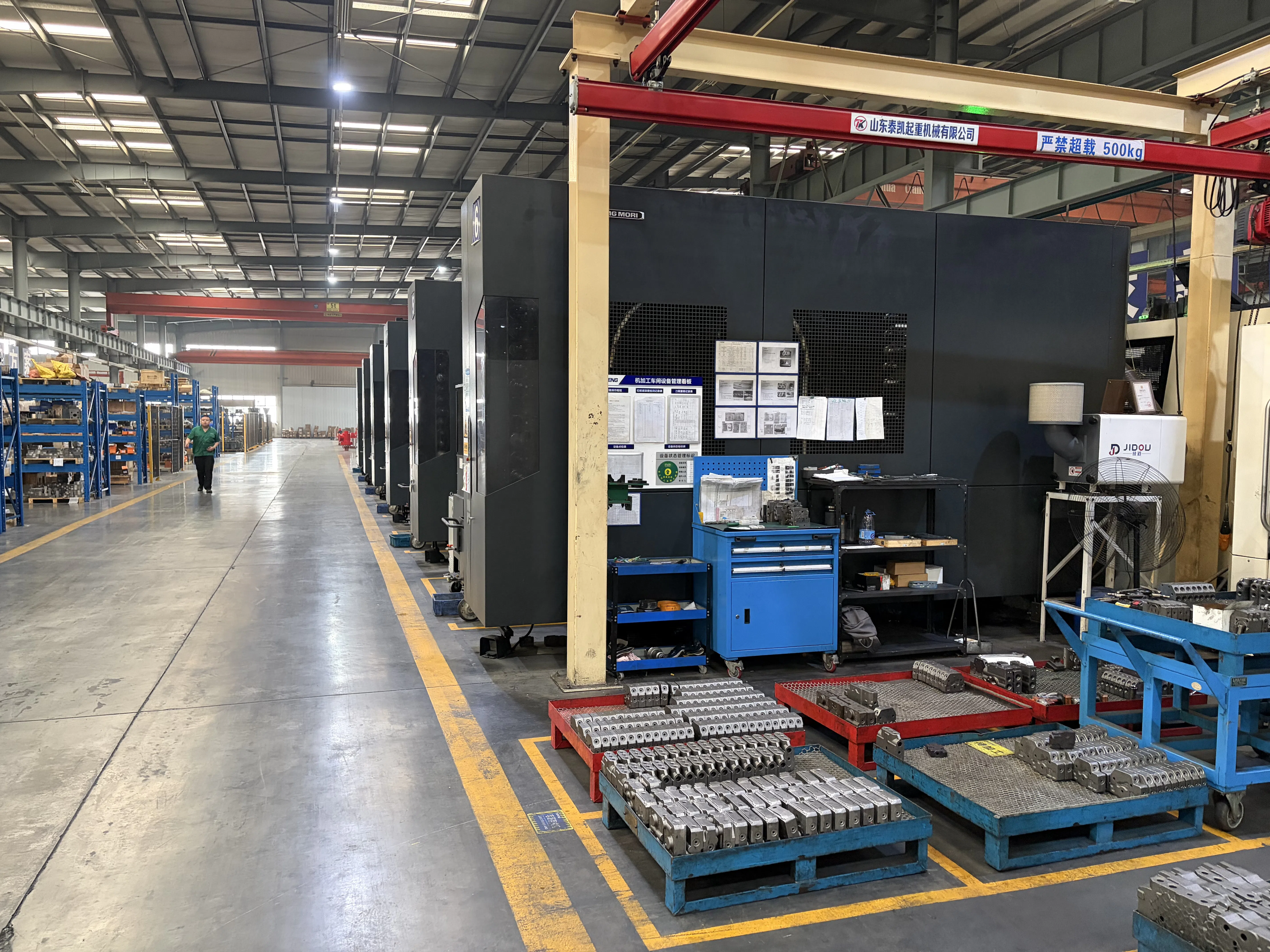 Válvula de múltiples vías Línea de producción flexible DMG MORI (1).webp